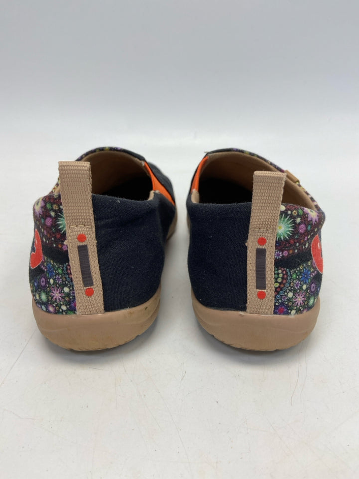 Size 7.5 Black Multi-Color Floral Sneakers