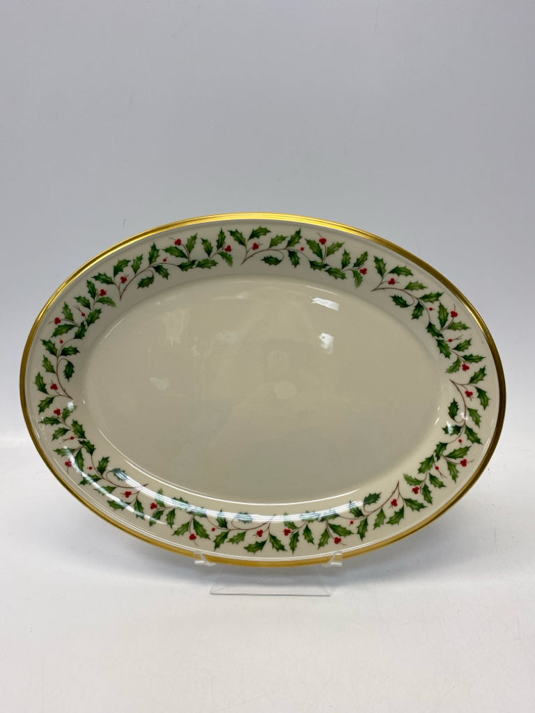 Lenox Cream Green/Red Holly Berries China Christmas