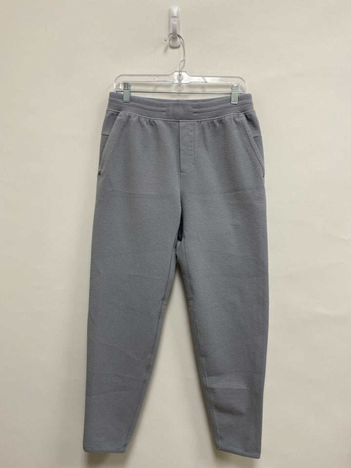 Lululemon Size M Pale Gray Texture Men&