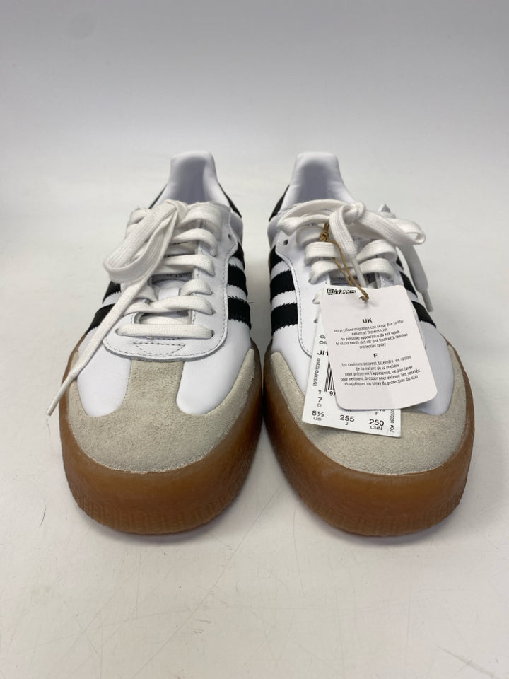 NWT Adidas  Size 8.5 White Black Lace-up Sneakers