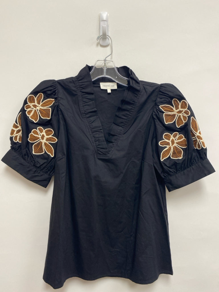 entro Size S Black Cream/Brown Embroidered Ladies Top