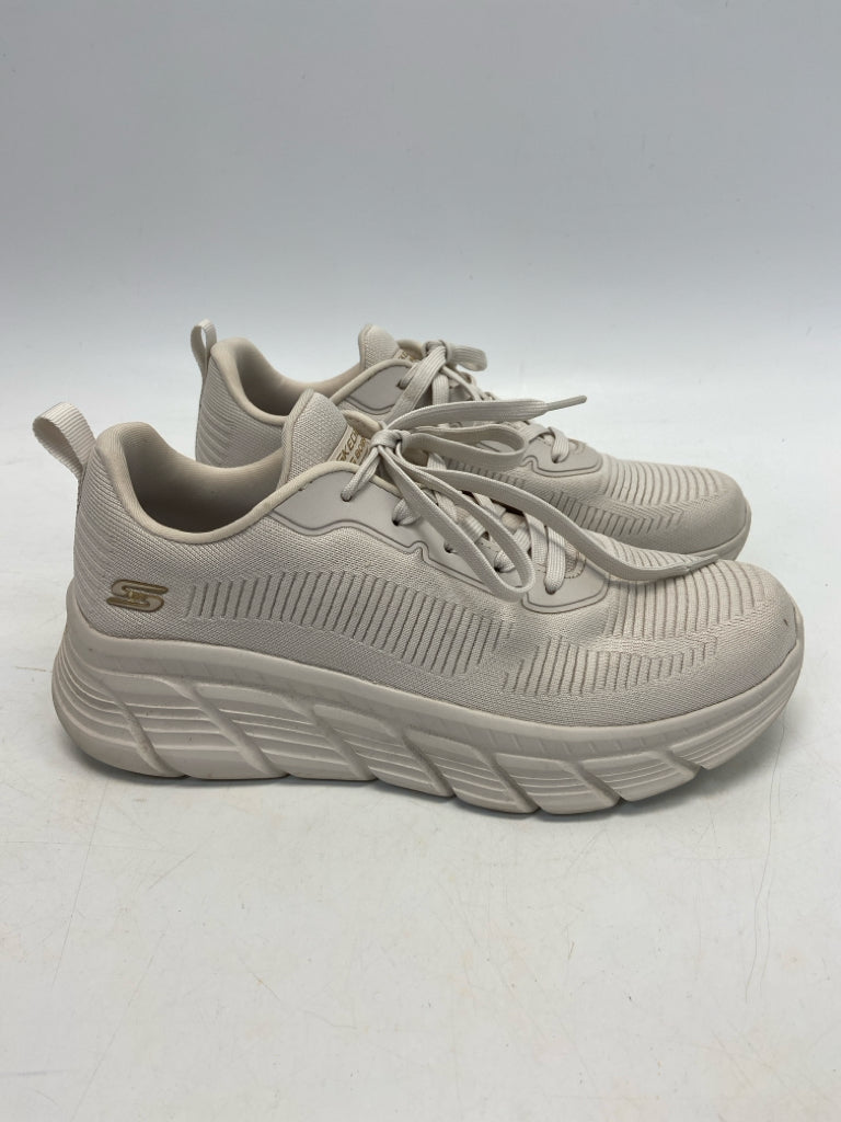 Skechers  Size 9.5 Cream Lace-up Sneakers