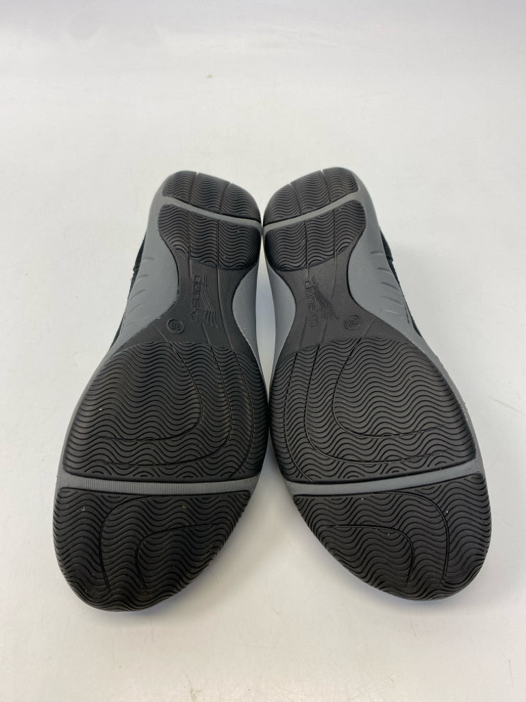NWOT Dansko  Size 38 Black/Gray Sneakers