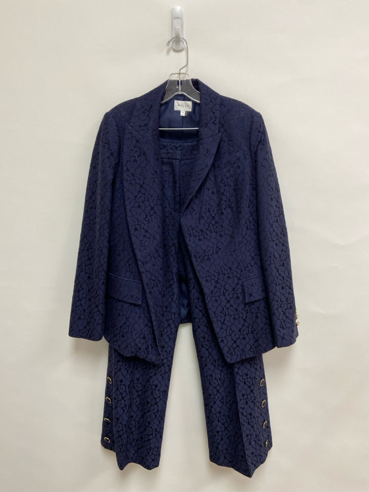 MILLY Size 10 Navy Lace Ladies 2pc Pant Set