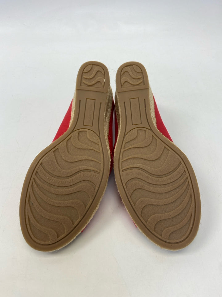 NWOT Easy Street  Size 8.5 Red Heels