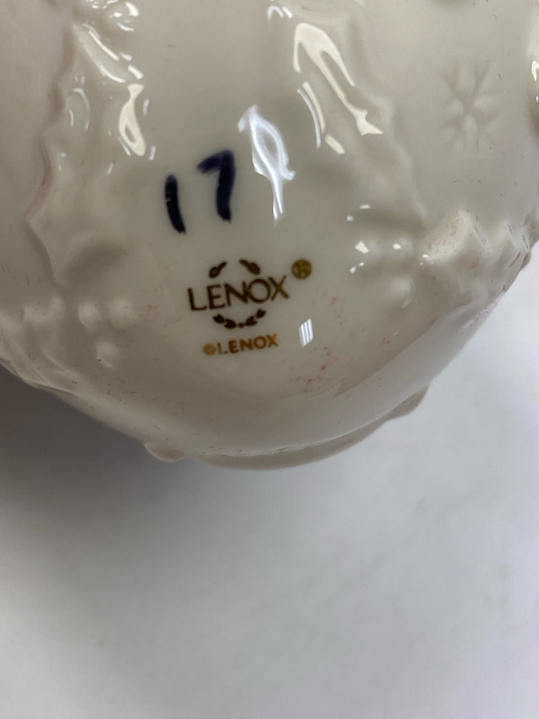 Lenox Ornament  Embossed Egg Shape Santa