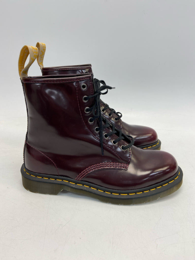 Doc Martens Size 10 Burgundy Lace-Up Men&