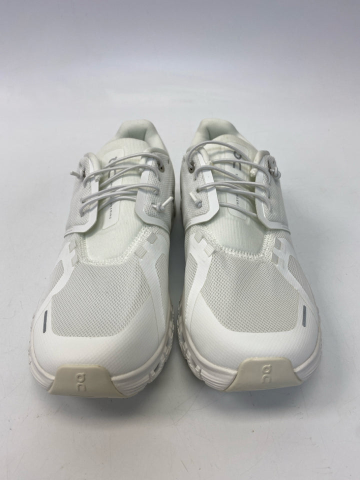 On Cloud  Size 9 White Sneakers