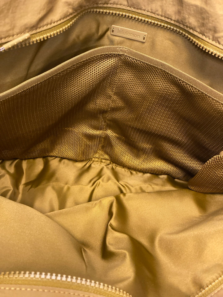 NWT Lululemon Brown Black Tote Bag