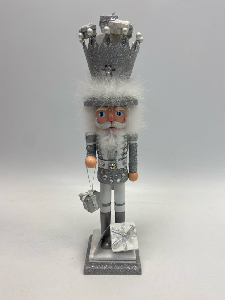 Kurt Adler Silver White Christmas