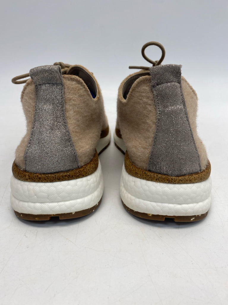 NWOT OTBT US Shoe Size 9.5 Brown Lace-up Sneakers