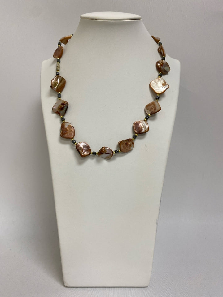 Pearl Color Iridescent Shells Necklace