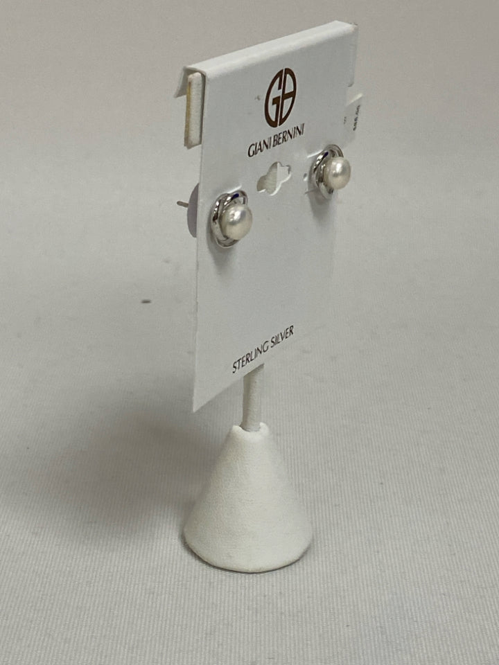 NWT Giani Bernini Silver Pearl Color Swirl Earrings