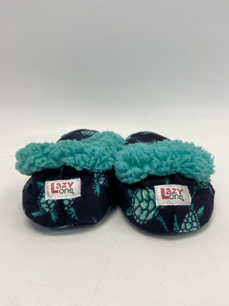 Size L Navy Turquoise Turtle(s) Slippers