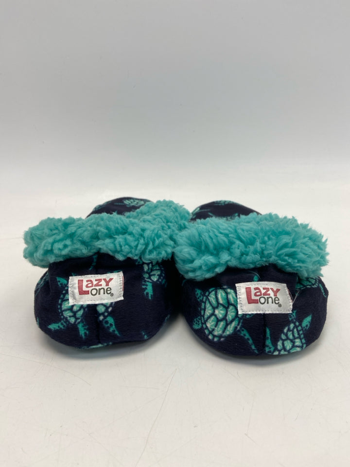 Size L Navy Turquoise Turtle(s) Slippers