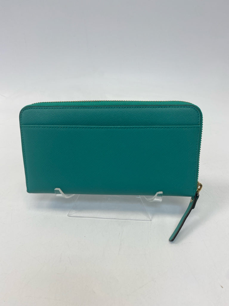 NWOT Kate Spade Green Wallet