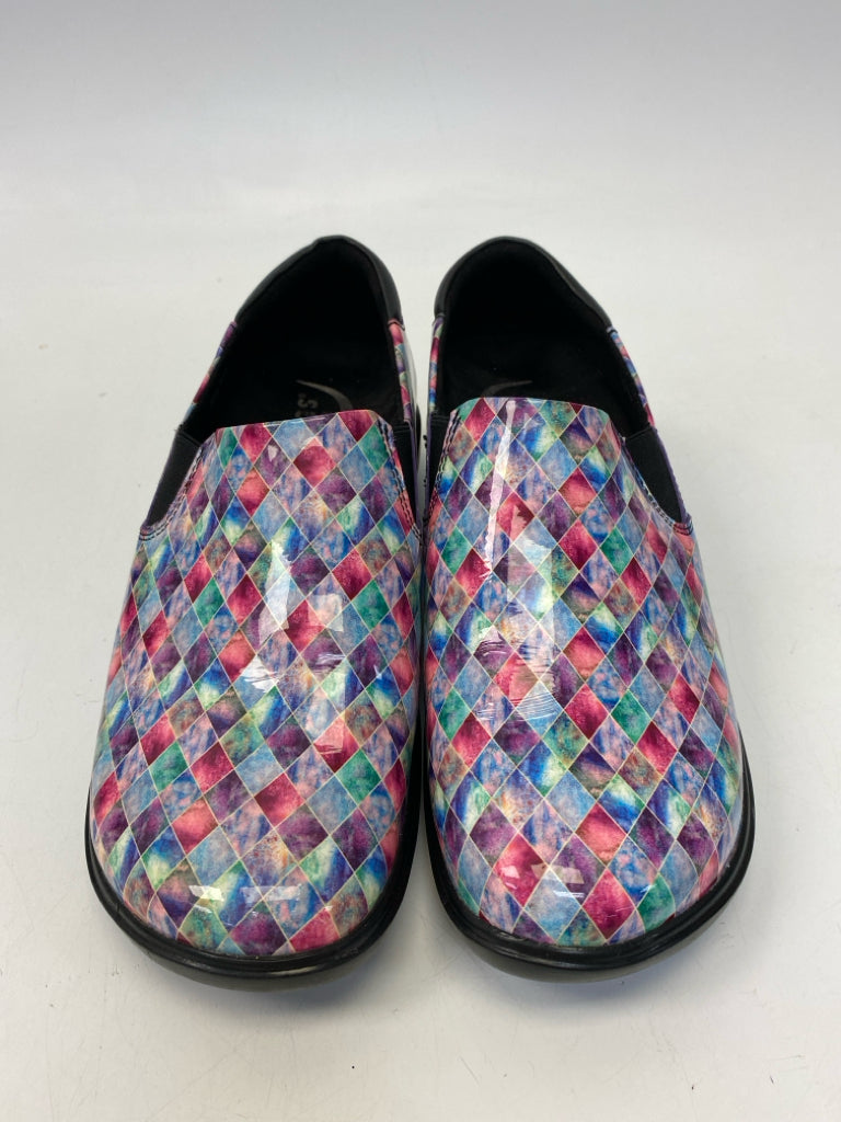 Klogs US Shoe Size 9.5 Multi-Color Print Clogs