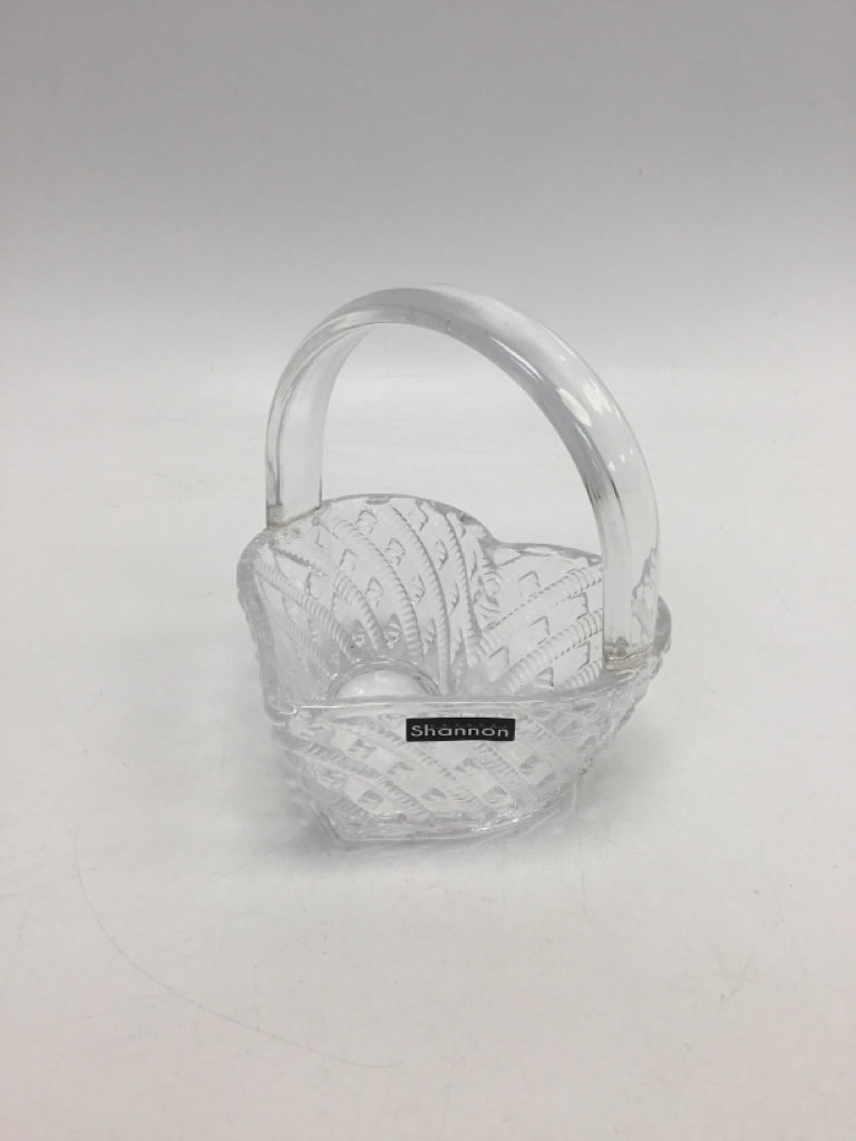 Shannon Crystal Clear Glass Basket