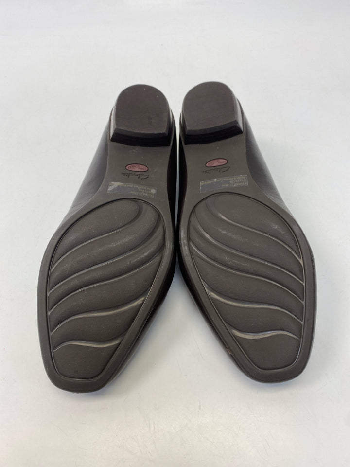 NWOT Clarks  Size 9.5 Dark Brown Flats