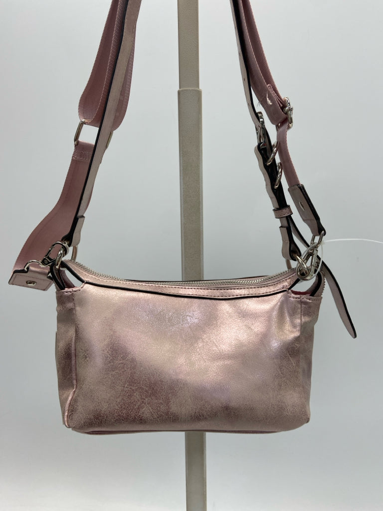 NWT Rose Metallic Handbag