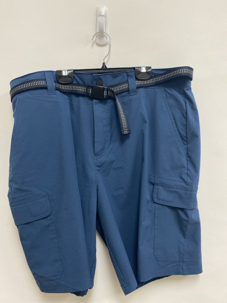 Orvis Size 38 Navy Men&