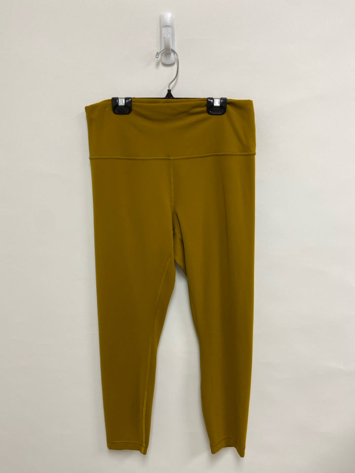 Lululemon Size 12 Chartreuse Athletic Leggings
