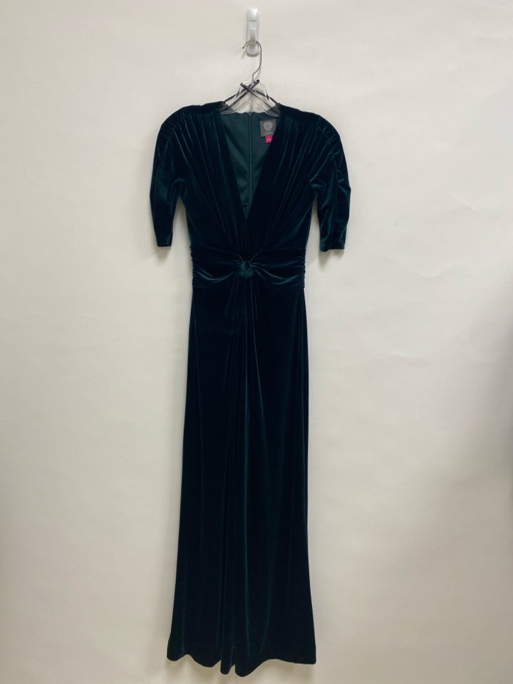 VINCE CAMUTO Size 4 Dark Green Short Sleeve Velour Ladies Jumpsuit