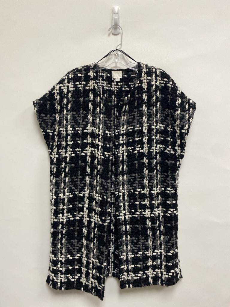 Size OSFM Black/Gray White Woven Drape Ladies Vest