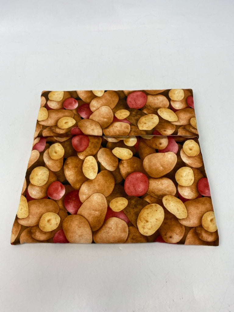 Brown Red/Cream Vegetables Fabric Misc. Kitchen