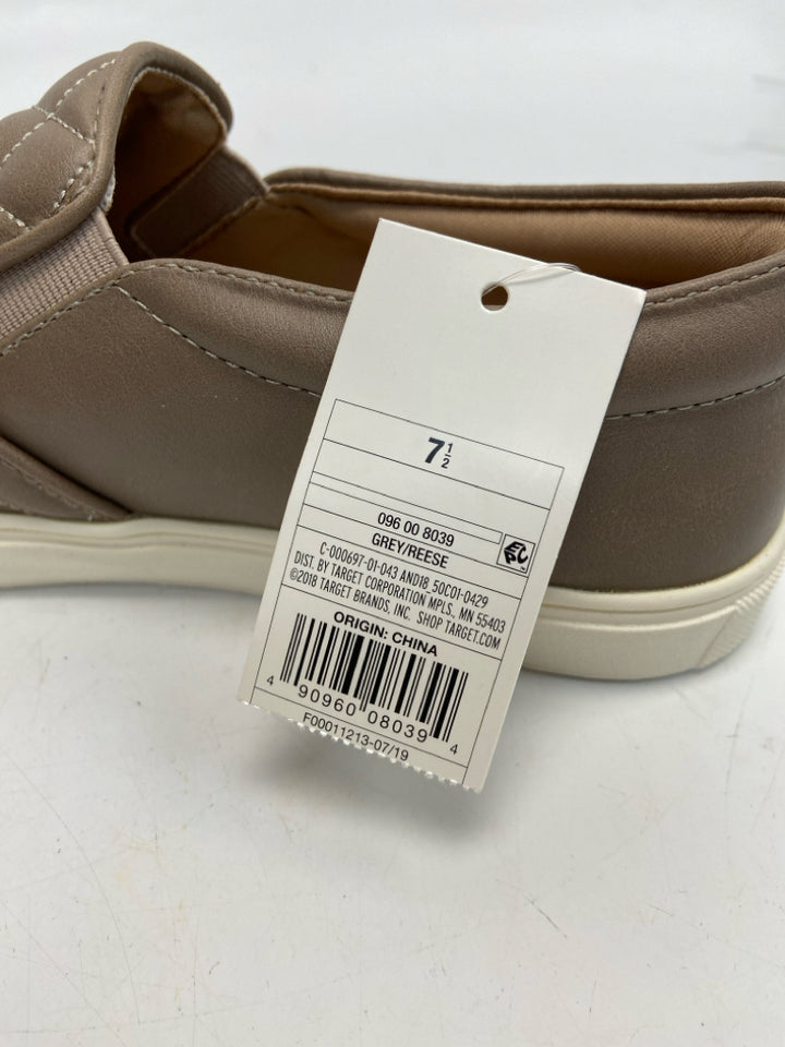 NWT a new day  Size 7.5 Brown Quilted Sneakers
