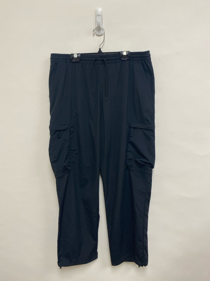 Columbia Size L Black Pull-on Ladies Pants