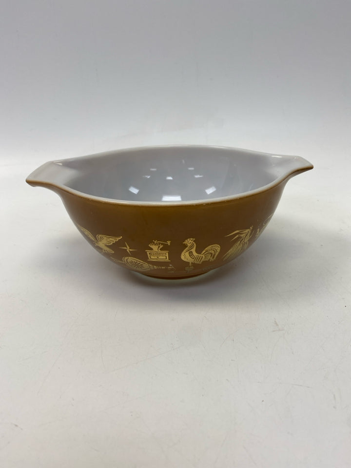 Pyrex White Brown Bowl(s)