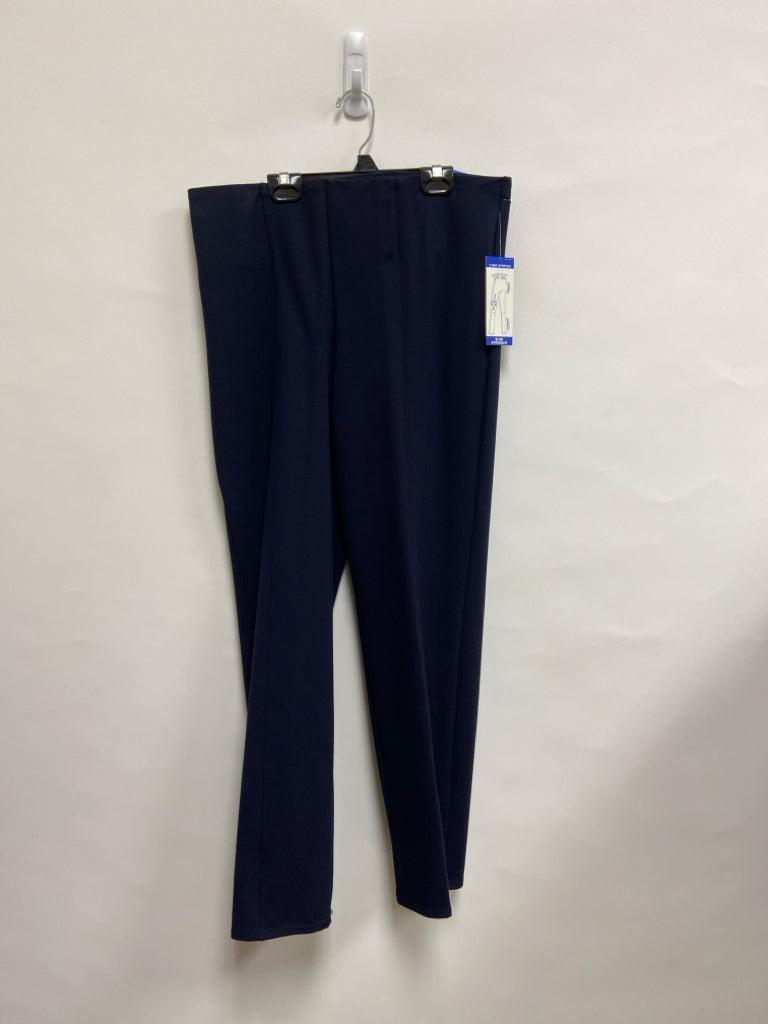 NWT investments Size L Navy Pull-on Ladies Pants