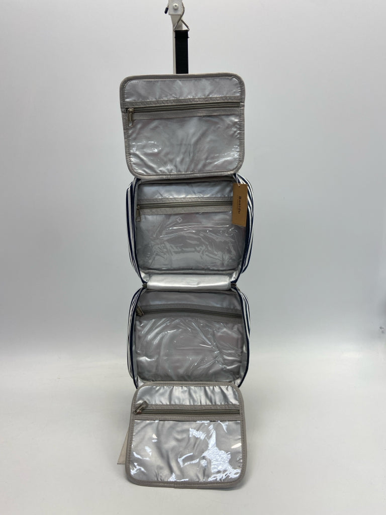NWT Bosidu White Navy Stripe Hanging Toiletry Bag