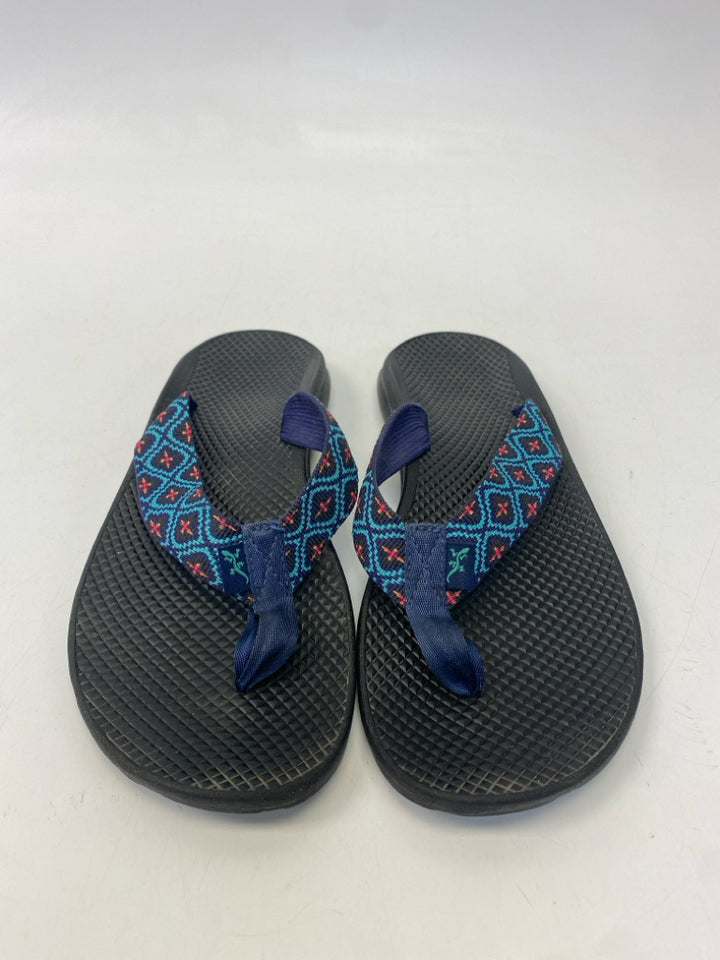 Chaco  Size 9 Turquoise Sandals