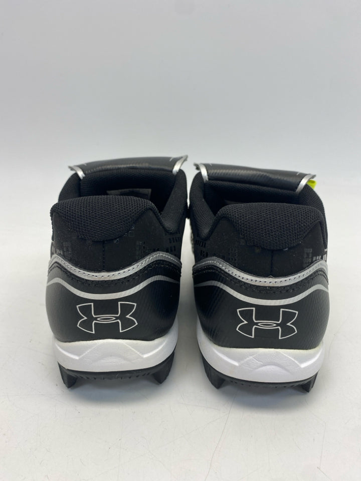 NEW Under Armour  Size 9 Black Lace-up Sneakers
