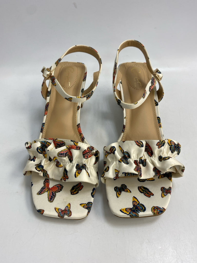 NWOT  Size 11 White Multi-Color Butterfly(s) Sandals