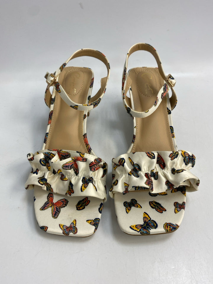 NWOT  Size 11 White Multi-Color Butterfly(s) Sandals