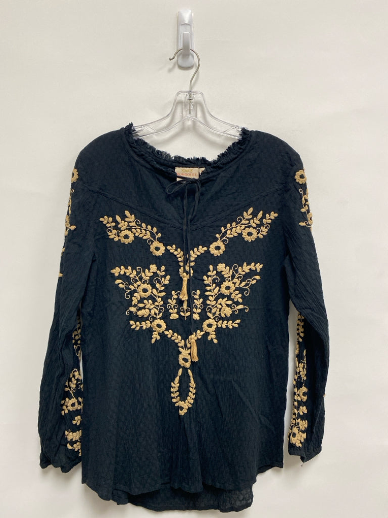 Rungolee Size M Black Tan Embroidered Ladies Top