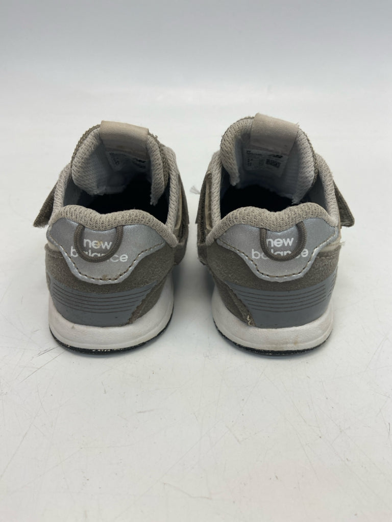 New Balance SIZE 6.5 Brown Gray Boy&
