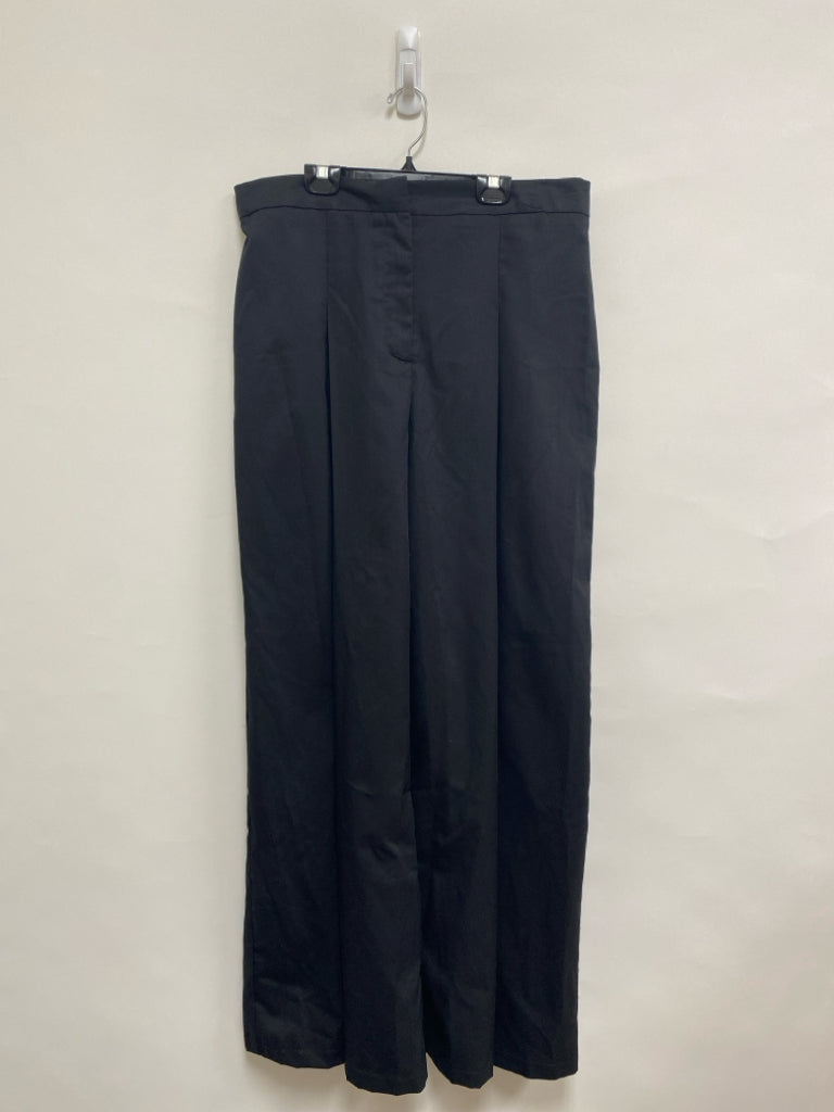 NWT bar III Size L Black Wide Leg Ladies Pants