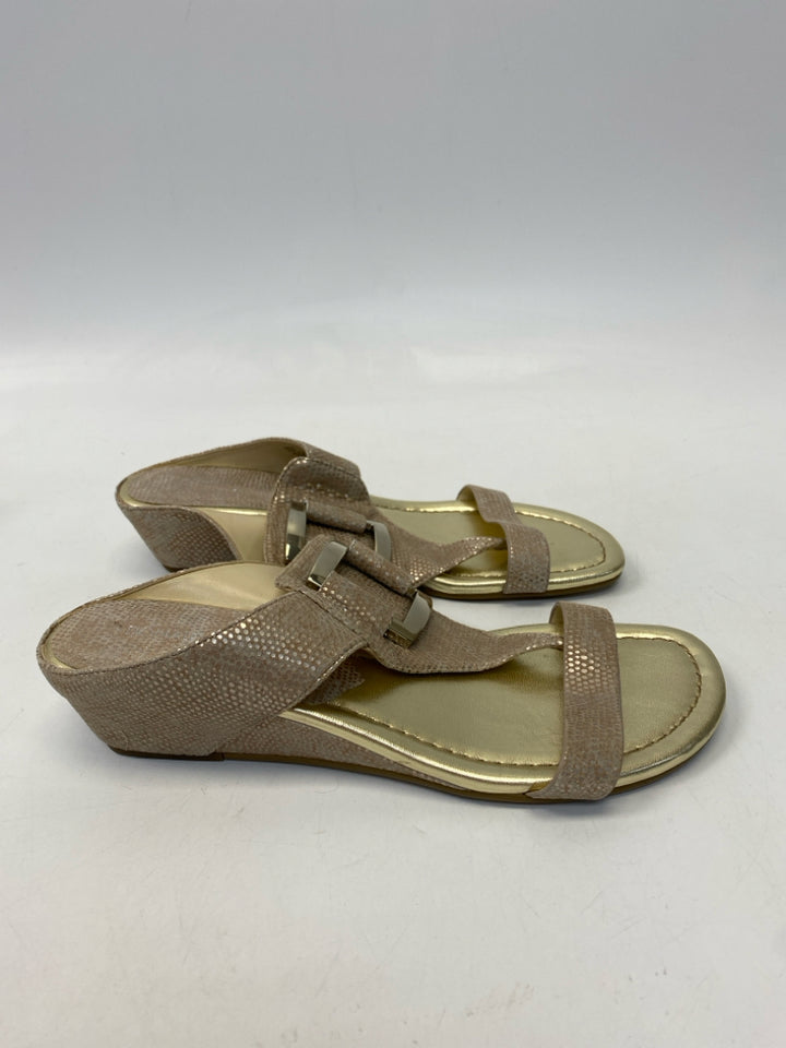 Donald Pliner  Size 8.5 Gold/Silver Sandals