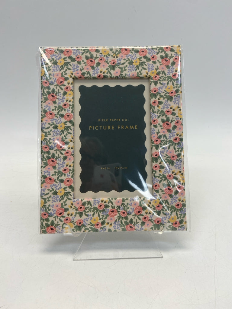 NEW/PKG Rifle Paper Co. Cream Multi Color Flowers Frame