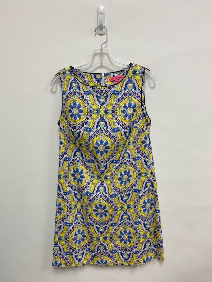 Betsey Johnson Size 8 Yellow White/Blue Flowers Sleeveless Ladies Dress