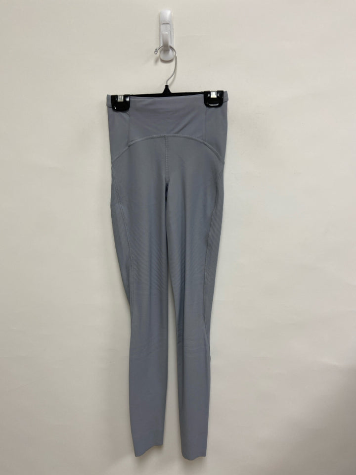 Lululemon Size 2 Gray Athletic Leggings