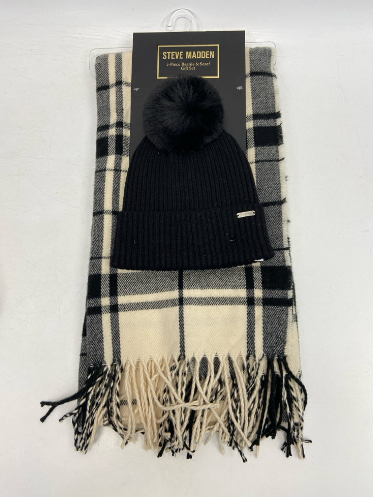 NEW Steve Madden Black Cream Plaid Winter Scarf