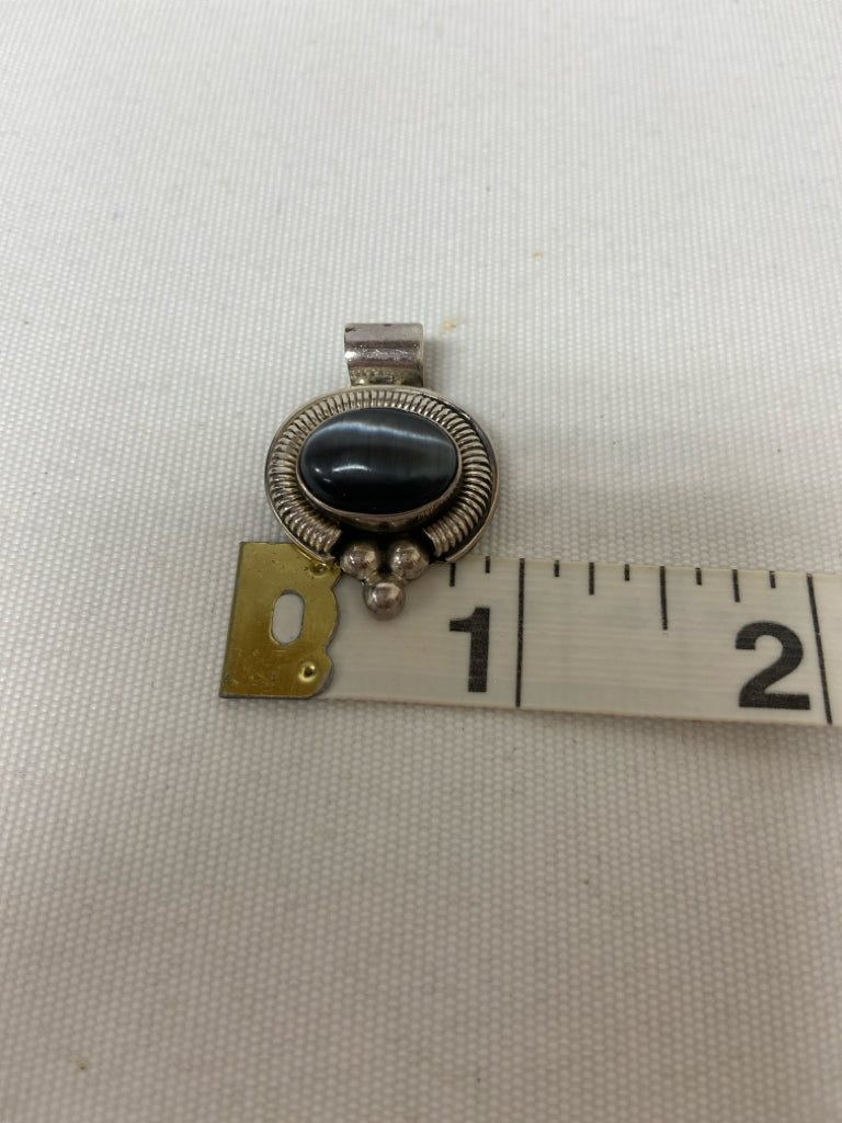 Silver Black Oval(s) Pendant