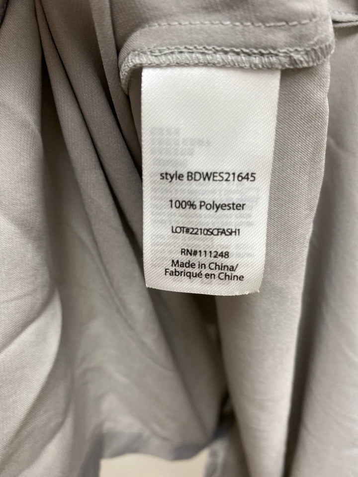 Barefoot Dreams Size S Gray Button Up Ladies Nightgown