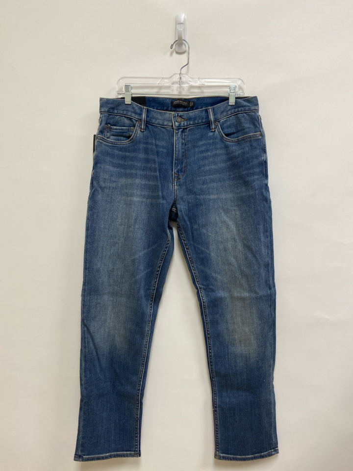 NWT Banana Republic Size 33 Faded Blue Men&