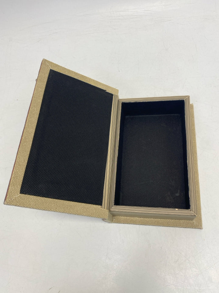 Tan Green/Multi Maps Box